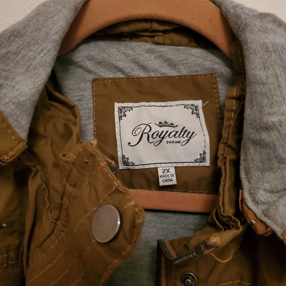 🆕️ Royalty For Me Cotton Twill Jacket w/ Hood - Picture 5 of 10